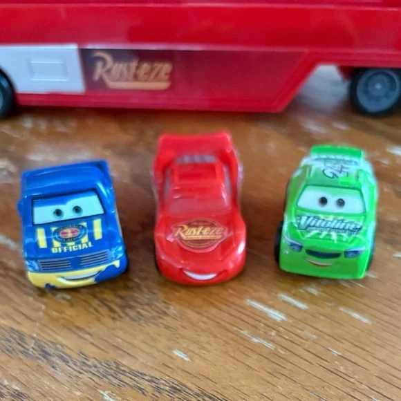 Disney Pixar Cars Glow Racers Transforming Mack + Mini Racers Hauler Truck - Picture 12 of 16